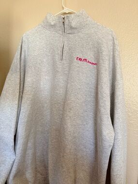 r.e.m.beauty Women's Gray Quarter-Zip Crewneck Sweater